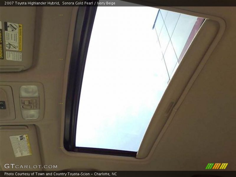 Sonora Gold Pearl / Ivory Beige 2007 Toyota Highlander Hybrid