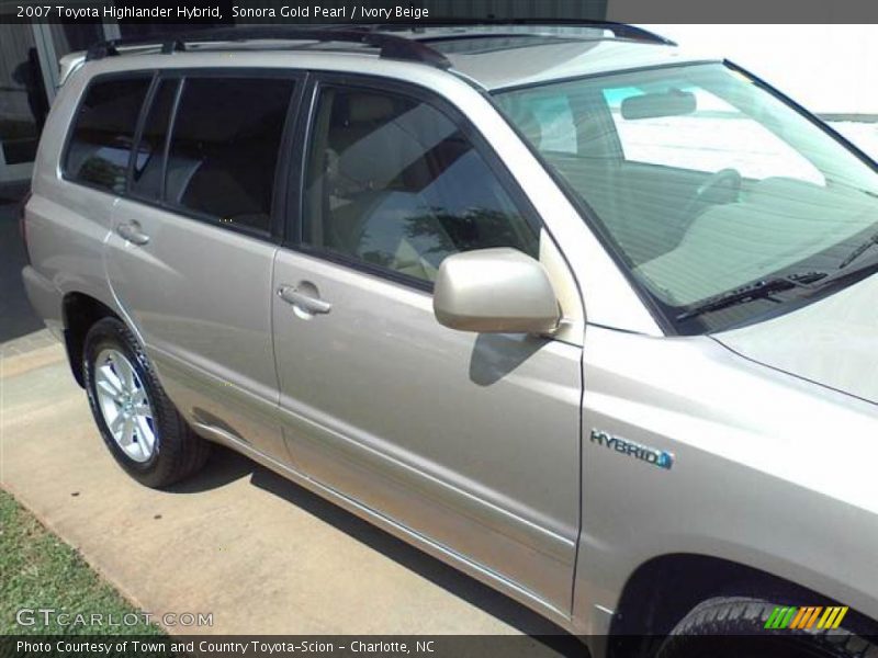 Sonora Gold Pearl / Ivory Beige 2007 Toyota Highlander Hybrid