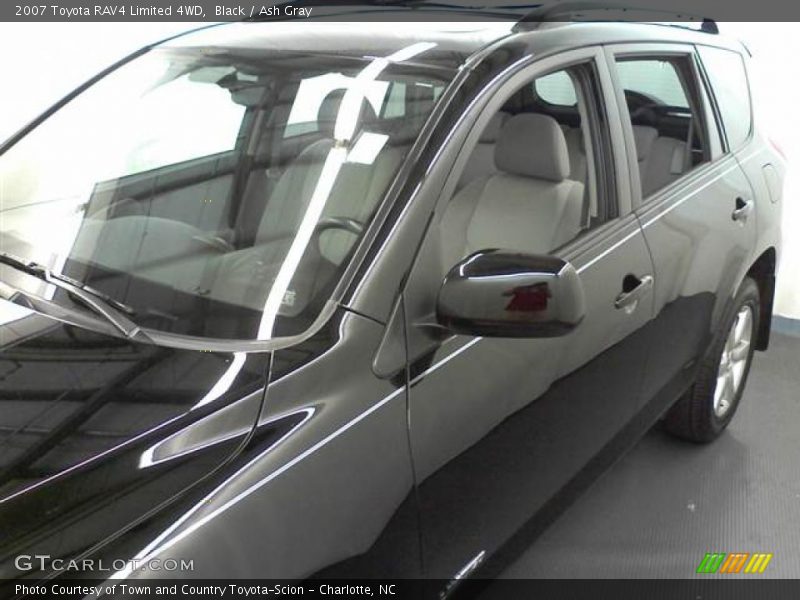 Black / Ash Gray 2007 Toyota RAV4 Limited 4WD
