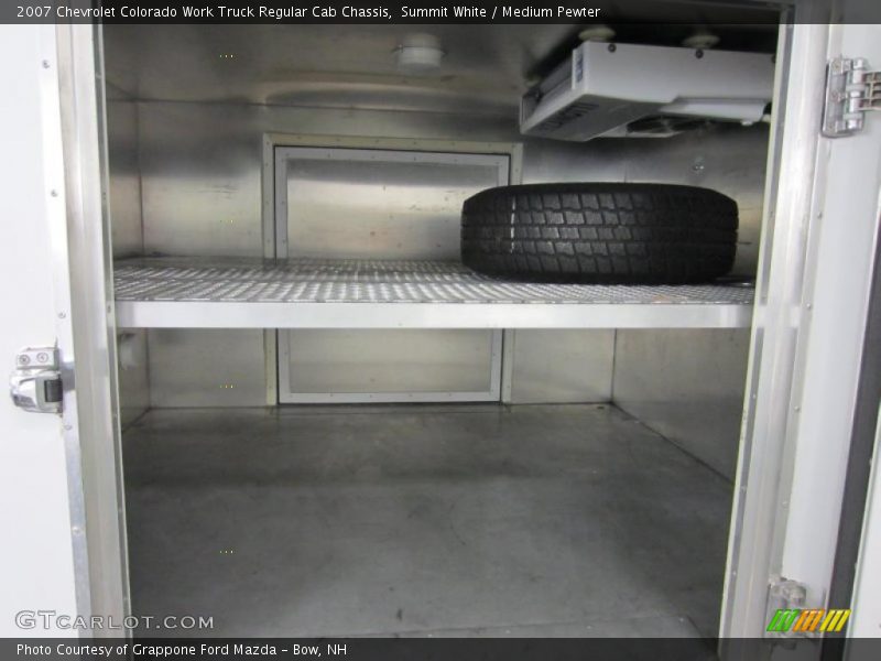 Summit White / Medium Pewter 2007 Chevrolet Colorado Work Truck Regular Cab Chassis
