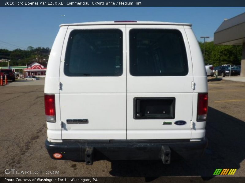Oxford White / Medium Flint 2010 Ford E Series Van E250 XLT Commericial