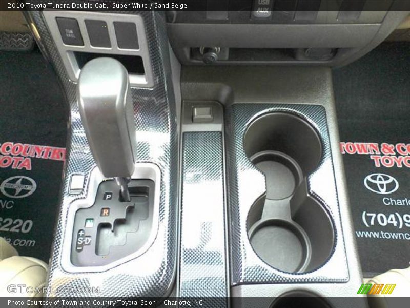 Super White / Sand Beige 2010 Toyota Tundra Double Cab