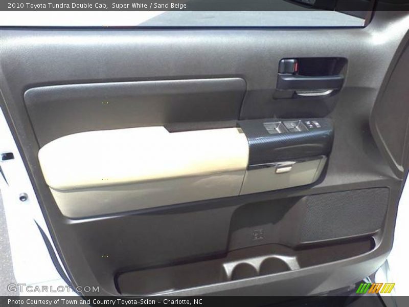 Super White / Sand Beige 2010 Toyota Tundra Double Cab