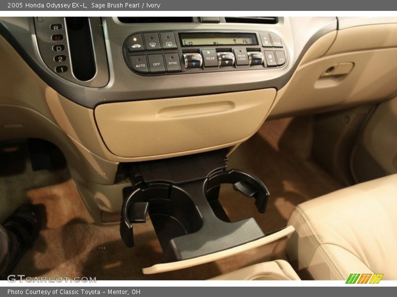 Sage Brush Pearl / Ivory 2005 Honda Odyssey EX-L