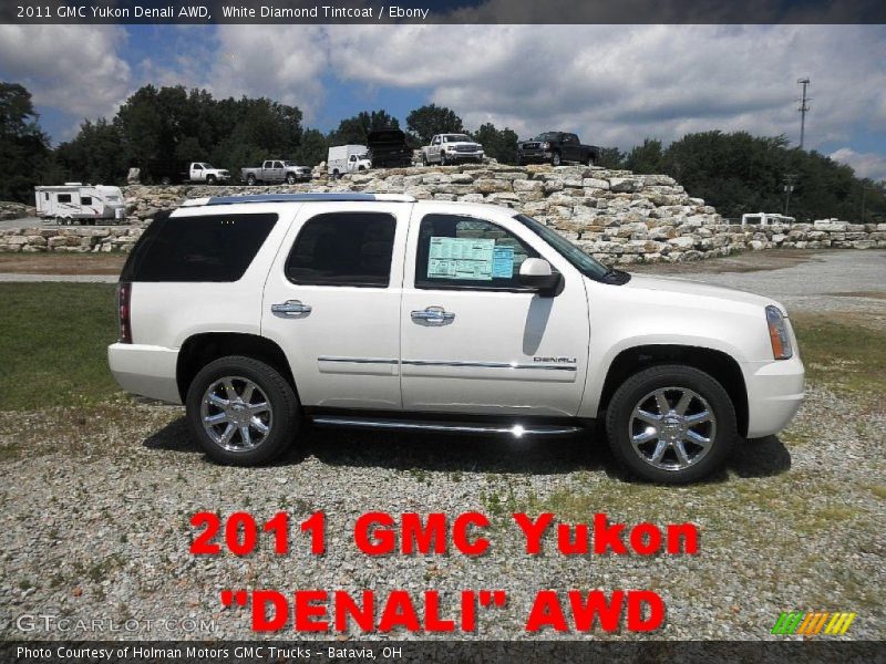 White Diamond Tintcoat / Ebony 2011 GMC Yukon Denali AWD