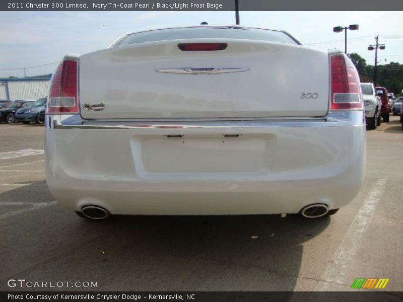 Ivory Tri-Coat Pearl / Black/Light Frost Beige 2011 Chrysler 300 Limited