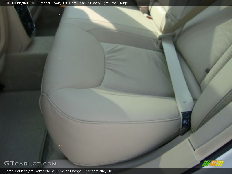 Ivory Tri-Coat Pearl / Black/Light Frost Beige 2011 Chrysler 300 Limited