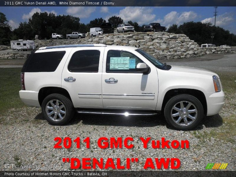 White Diamond Tintcoat / Ebony 2011 GMC Yukon Denali AWD