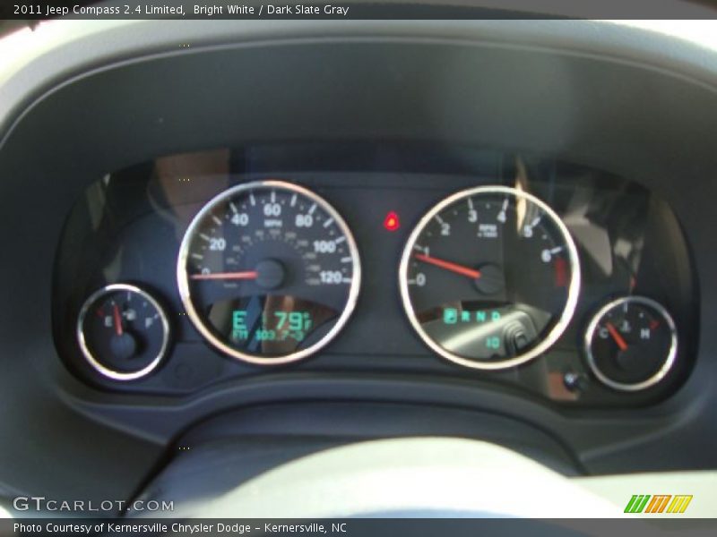 Bright White / Dark Slate Gray 2011 Jeep Compass 2.4 Limited