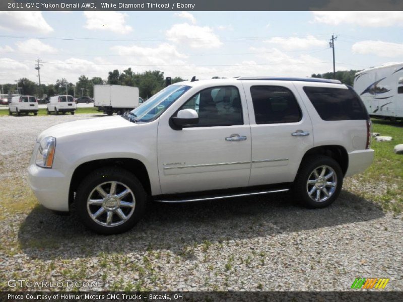 White Diamond Tintcoat / Ebony 2011 GMC Yukon Denali AWD