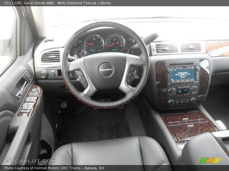 White Diamond Tintcoat / Ebony 2011 GMC Yukon Denali AWD