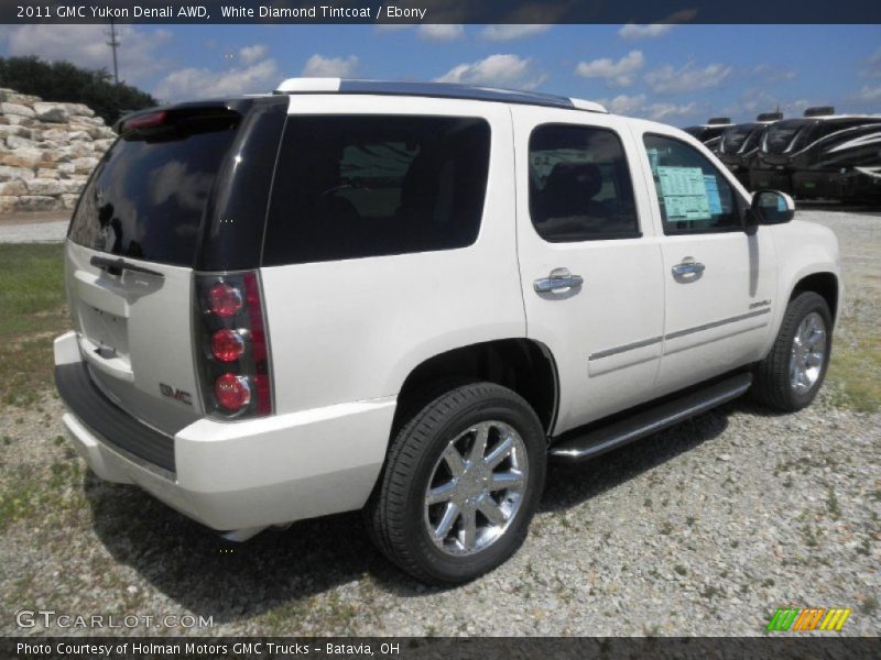White Diamond Tintcoat / Ebony 2011 GMC Yukon Denali AWD