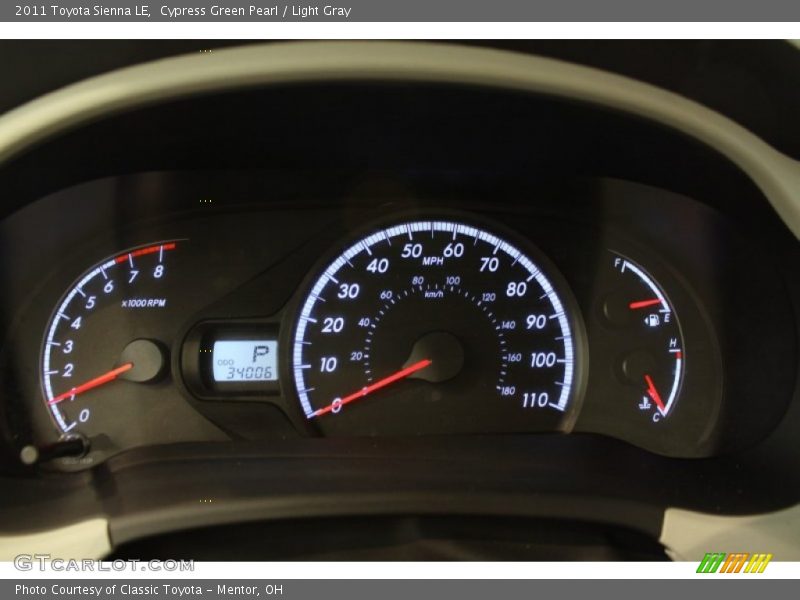Cypress Green Pearl / Light Gray 2011 Toyota Sienna LE