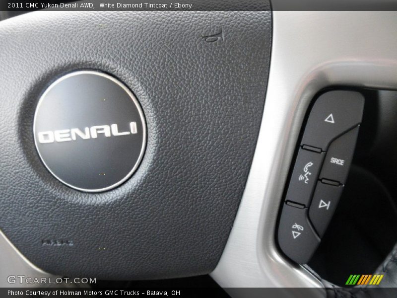 White Diamond Tintcoat / Ebony 2011 GMC Yukon Denali AWD