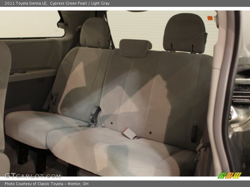 Cypress Green Pearl / Light Gray 2011 Toyota Sienna LE