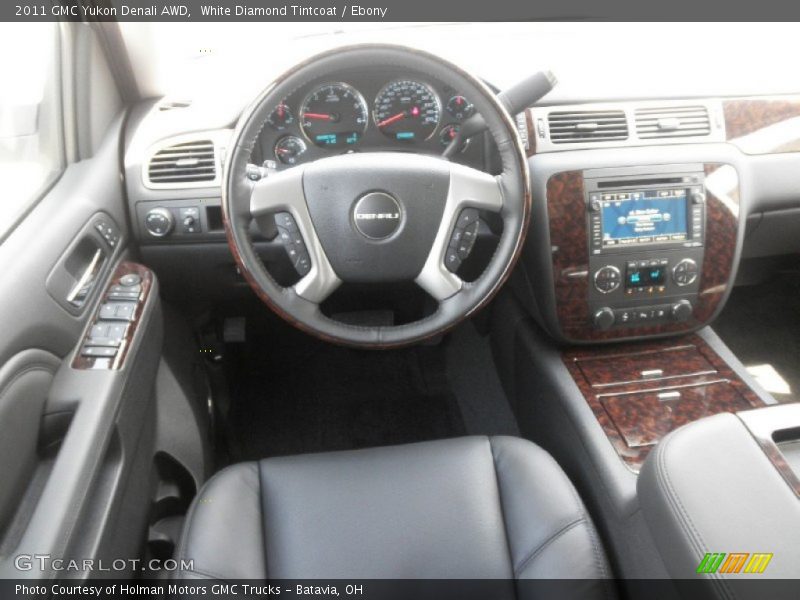 White Diamond Tintcoat / Ebony 2011 GMC Yukon Denali AWD