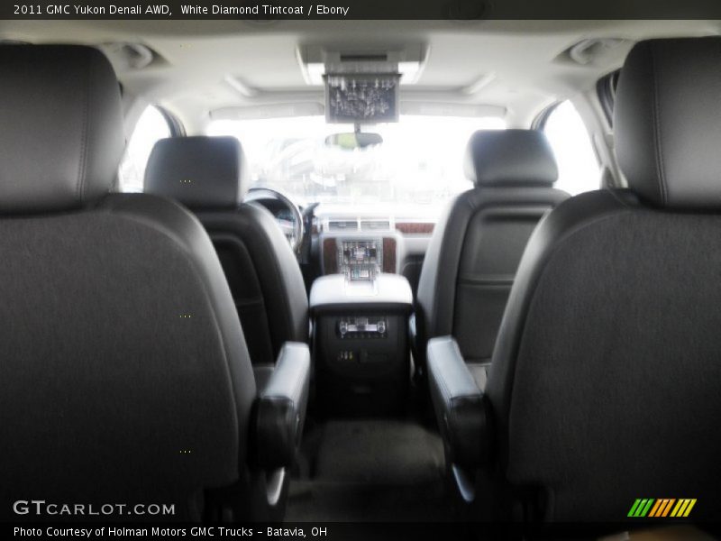 White Diamond Tintcoat / Ebony 2011 GMC Yukon Denali AWD
