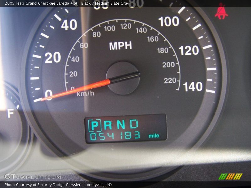Black / Medium Slate Gray 2005 Jeep Grand Cherokee Laredo 4x4