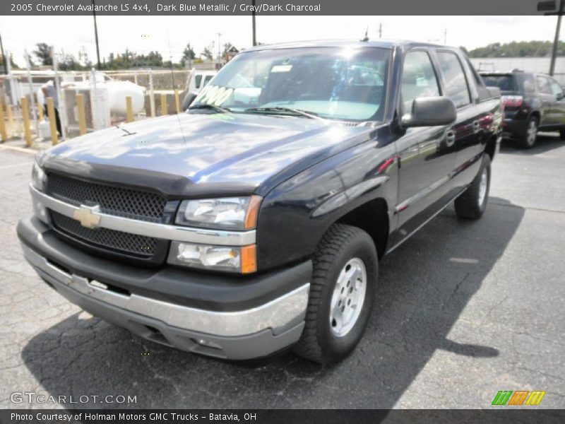 Dark Blue Metallic / Gray/Dark Charcoal 2005 Chevrolet Avalanche LS 4x4