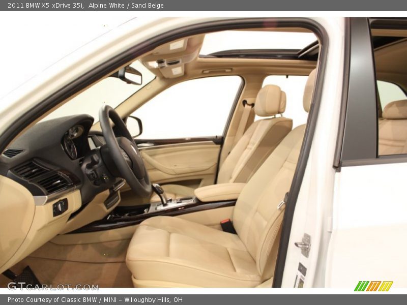 Alpine White / Sand Beige 2011 BMW X5 xDrive 35i
