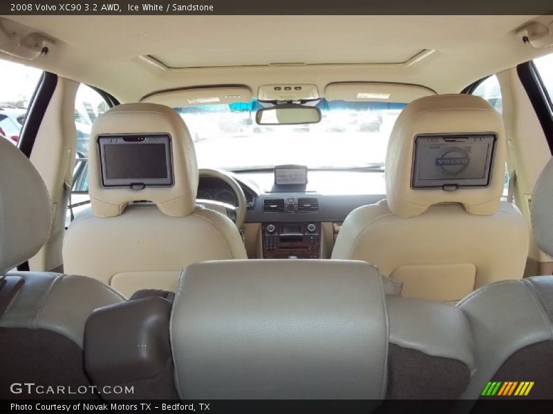 Ice White / Sandstone 2008 Volvo XC90 3.2 AWD