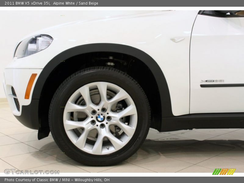 Alpine White / Sand Beige 2011 BMW X5 xDrive 35i