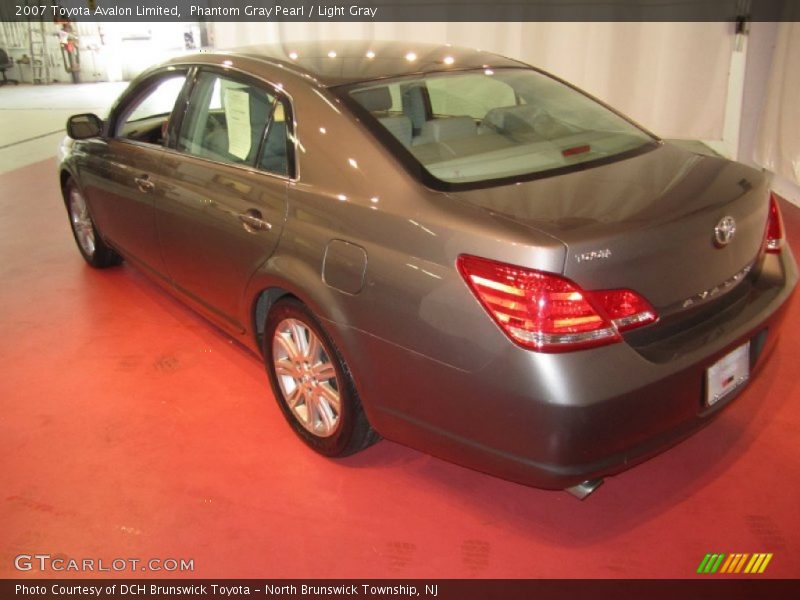 Phantom Gray Pearl / Light Gray 2007 Toyota Avalon Limited