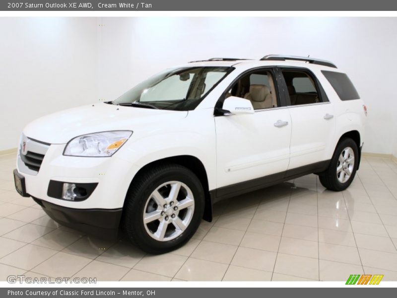 Cream White / Tan 2007 Saturn Outlook XE AWD