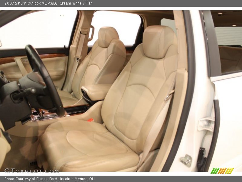 Cream White / Tan 2007 Saturn Outlook XE AWD