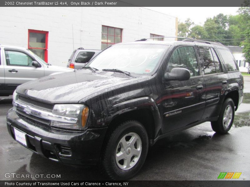 Onyx Black / Dark Pewter 2002 Chevrolet TrailBlazer LS 4x4