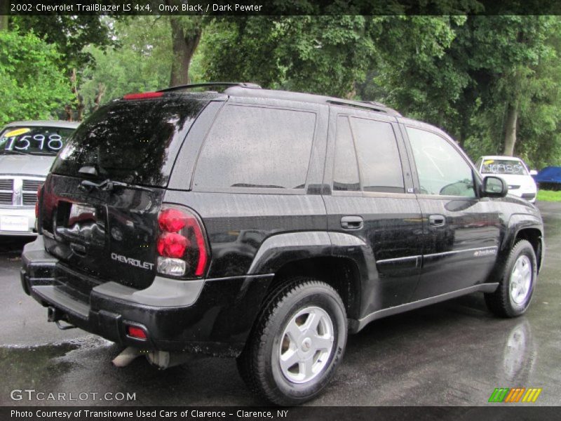 Onyx Black / Dark Pewter 2002 Chevrolet TrailBlazer LS 4x4