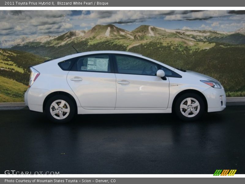 Blizzard White Pearl / Bisque 2011 Toyota Prius Hybrid II
