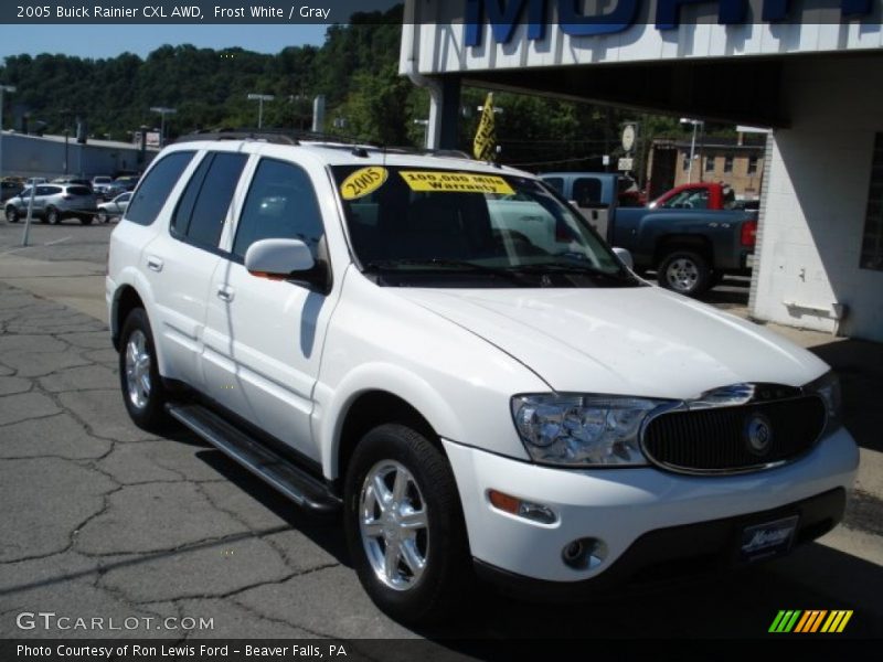 Frost White / Gray 2005 Buick Rainier CXL AWD