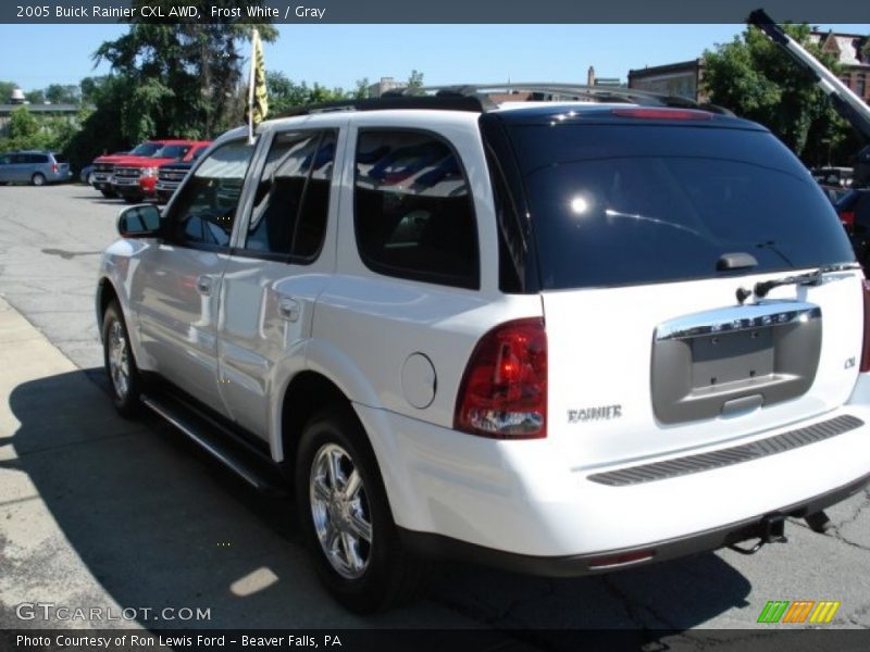 Frost White / Gray 2005 Buick Rainier CXL AWD