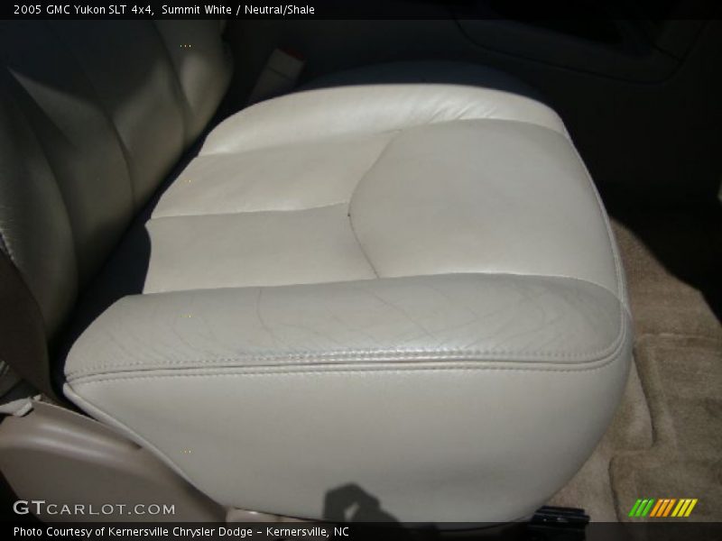 Summit White / Neutral/Shale 2005 GMC Yukon SLT 4x4