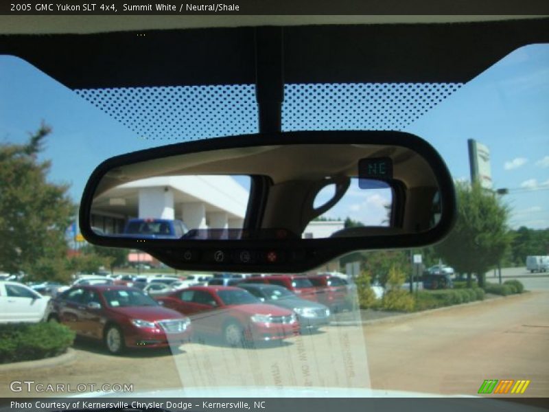 Summit White / Neutral/Shale 2005 GMC Yukon SLT 4x4