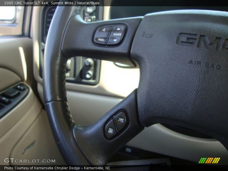 Summit White / Neutral/Shale 2005 GMC Yukon SLT 4x4