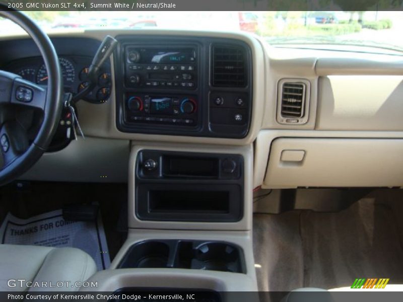 Summit White / Neutral/Shale 2005 GMC Yukon SLT 4x4