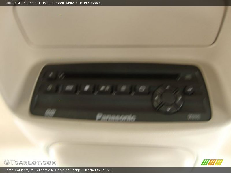Summit White / Neutral/Shale 2005 GMC Yukon SLT 4x4
