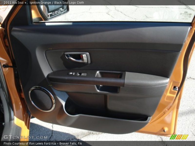 Ignition Orange / Black Soul Logo Cloth 2011 Kia Soul +