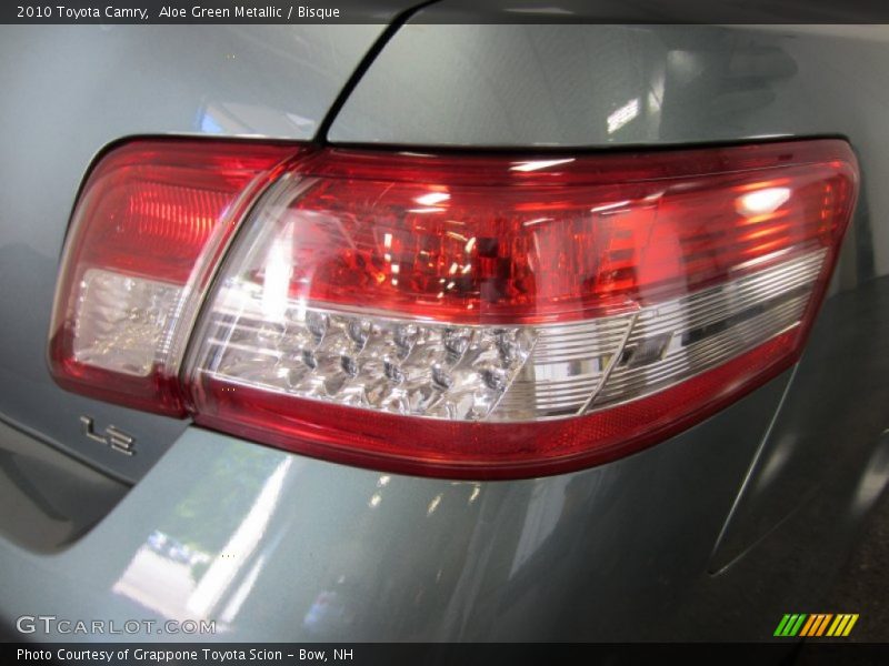 Aloe Green Metallic / Bisque 2010 Toyota Camry