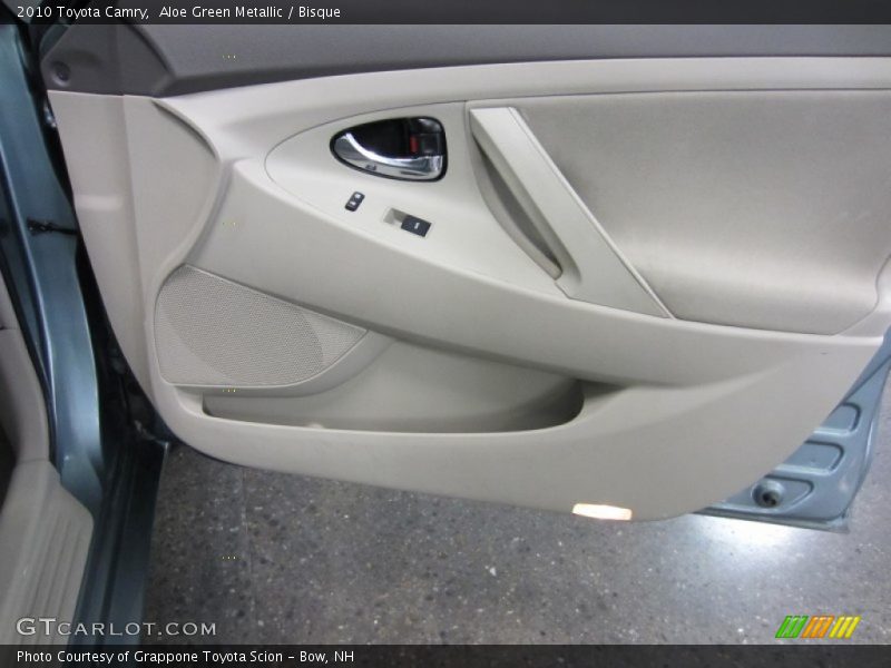 Aloe Green Metallic / Bisque 2010 Toyota Camry
