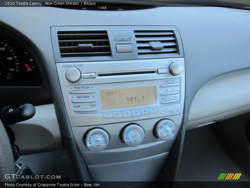 Aloe Green Metallic / Bisque 2010 Toyota Camry