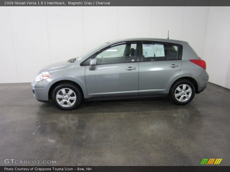 Magnetic Gray / Charcoal 2009 Nissan Versa 1.8 S Hatchback