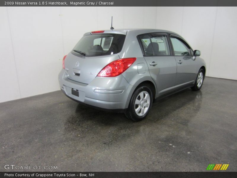 Magnetic Gray / Charcoal 2009 Nissan Versa 1.8 S Hatchback