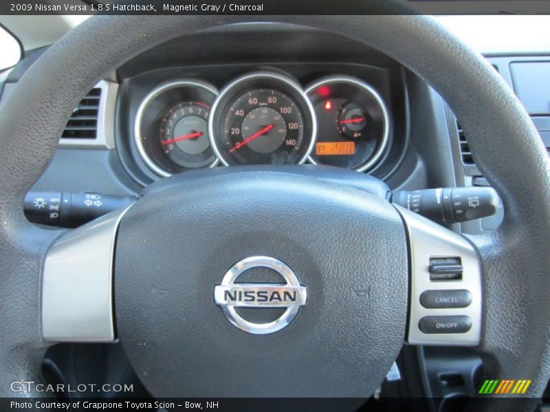 Magnetic Gray / Charcoal 2009 Nissan Versa 1.8 S Hatchback