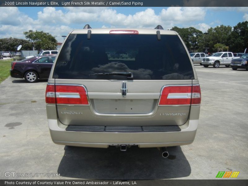 Light French Silk Metallic / Camel/Sand Piping 2008 Lincoln Navigator L Elite
