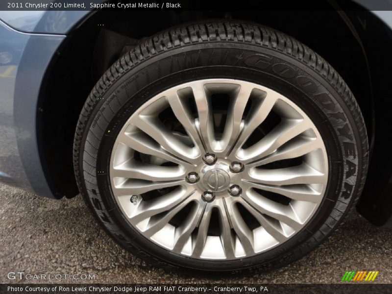 Sapphire Crystal Metallic / Black 2011 Chrysler 200 Limited