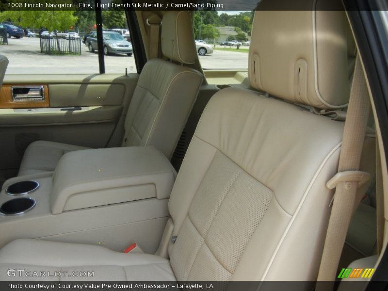Light French Silk Metallic / Camel/Sand Piping 2008 Lincoln Navigator L Elite
