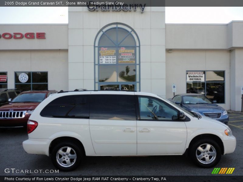 Stone White / Medium Slate Gray 2005 Dodge Grand Caravan SXT